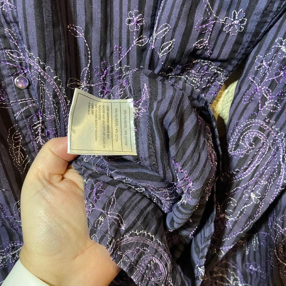 Ariat Purple Button Down Size Large - image 2